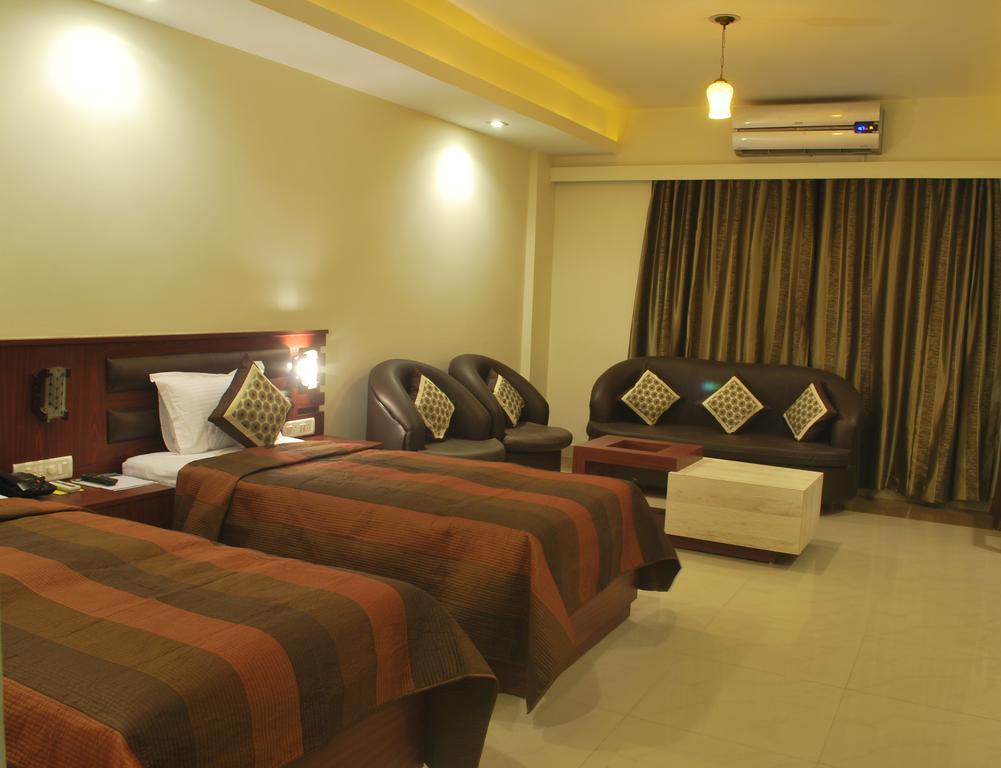 Hotel Avn Grand Ranchi Oda fotoğraf